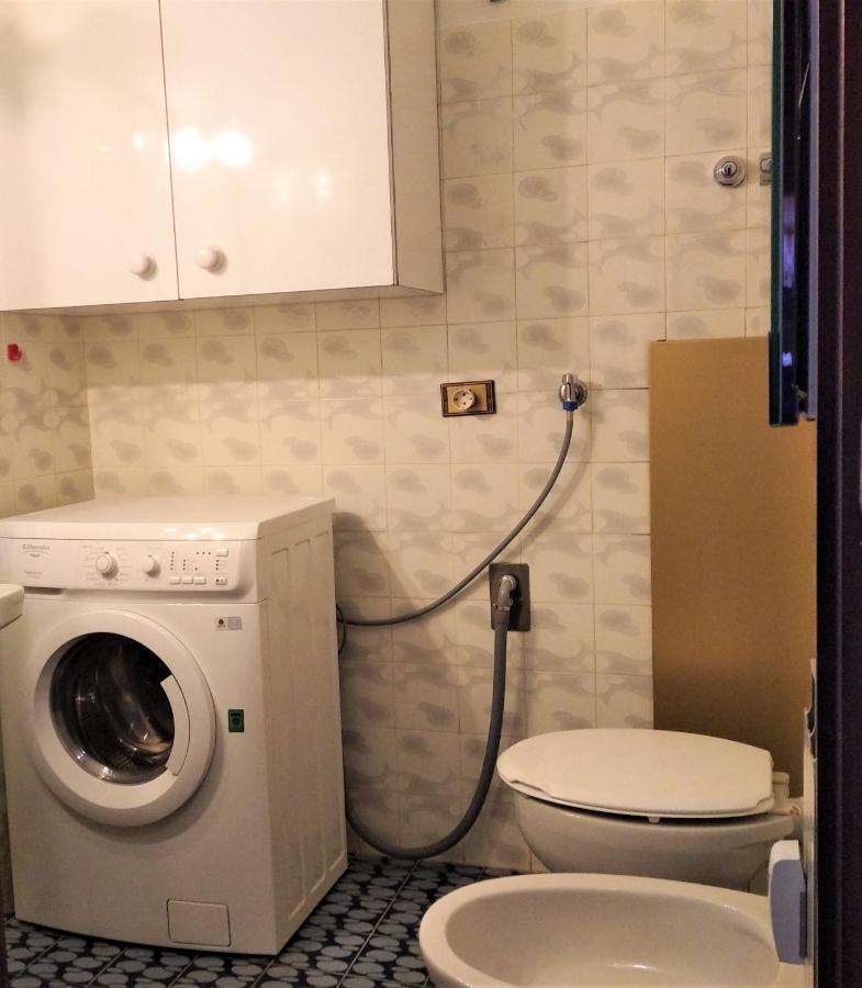 Pettirosso Apartment Стреза Екстериор снимка